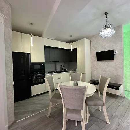 Home M&M Кутаиси Экстерьер фото